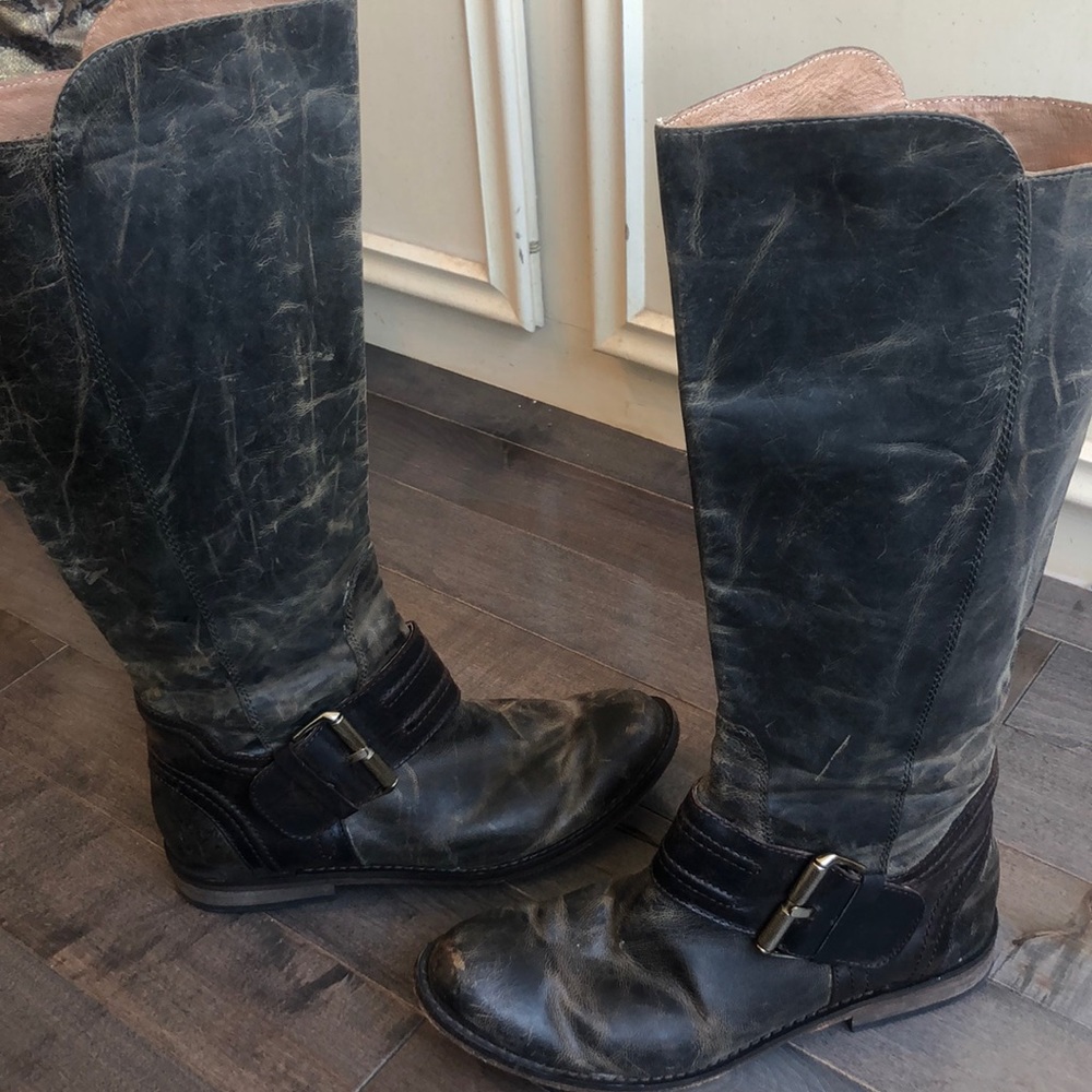 Spirit by Lucchese Kaylee Buckle Boot - Gorgeous!!